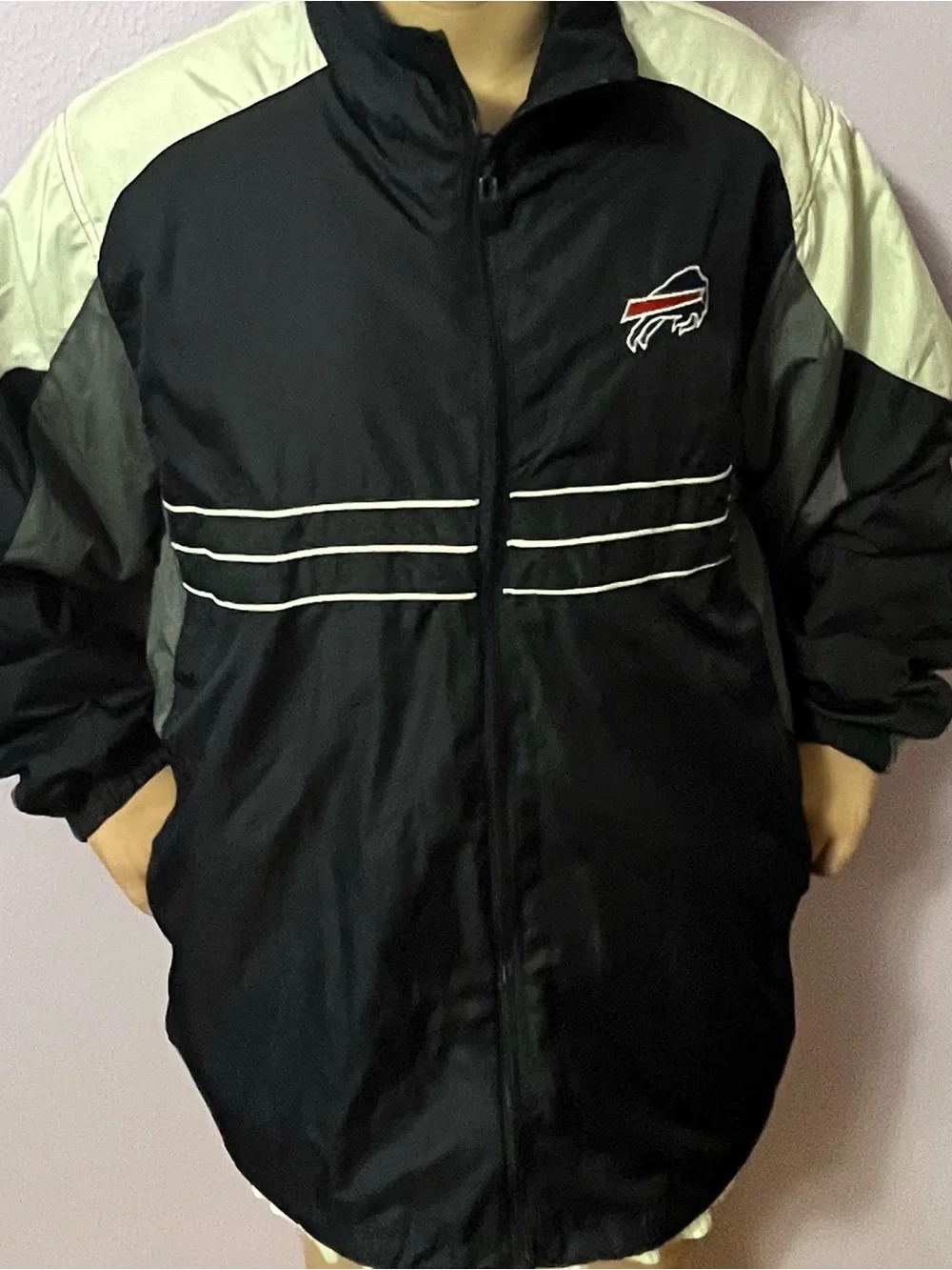 Reebok Black & Gray Men's Windbreaker Team Patch 90s football Buffalo Bills! - Picture 2 of 6